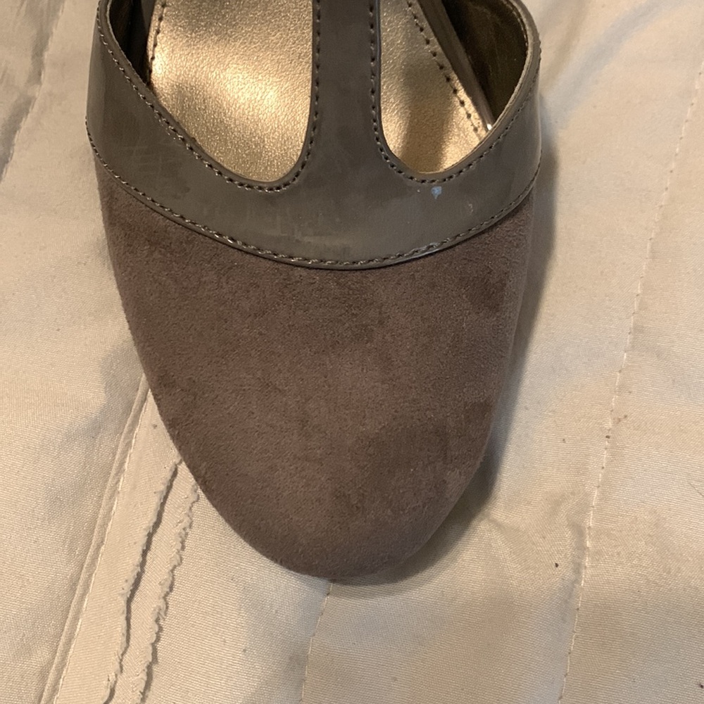 Heels - Picture 8 of 9